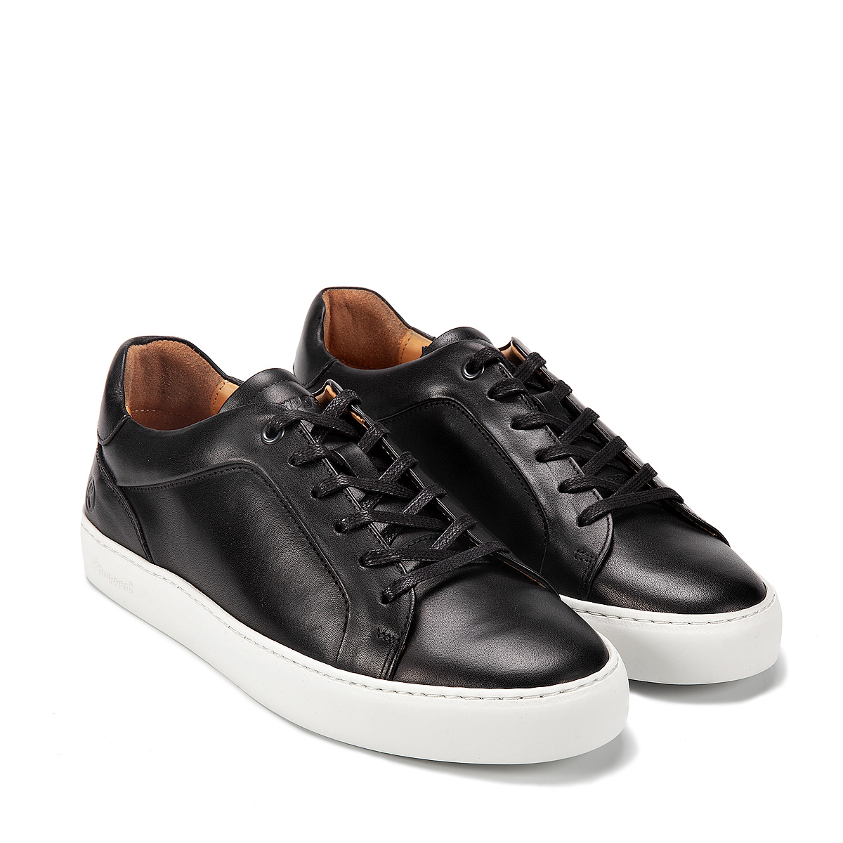 CENTER_COURT_SNEAKER 